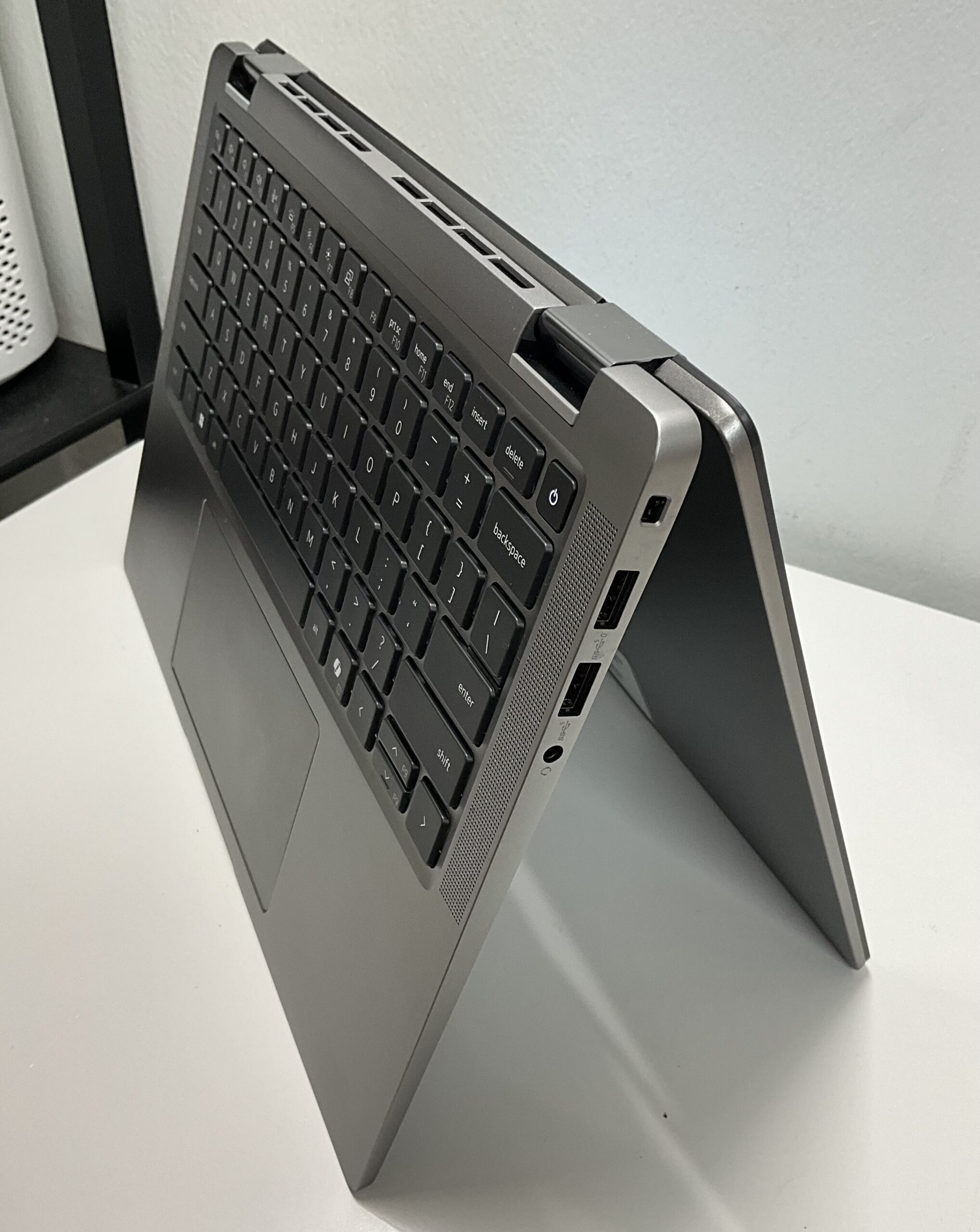 DELL LATITUDE 7450 2 IN 1 ULTRA 7 - Image 6