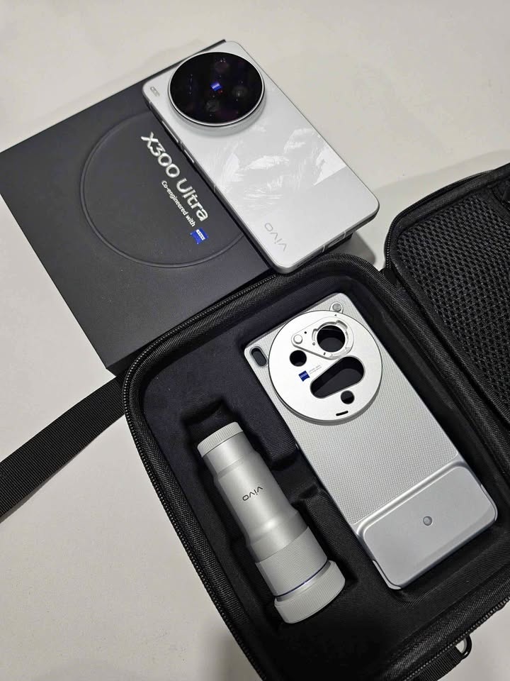 VIVO X300 ULTRA + KIT LENS - Image 2