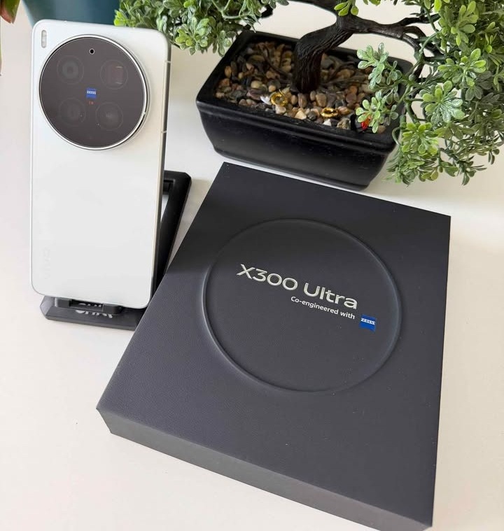 VIVO X300 ULTRA + KIT LENS - Image 6