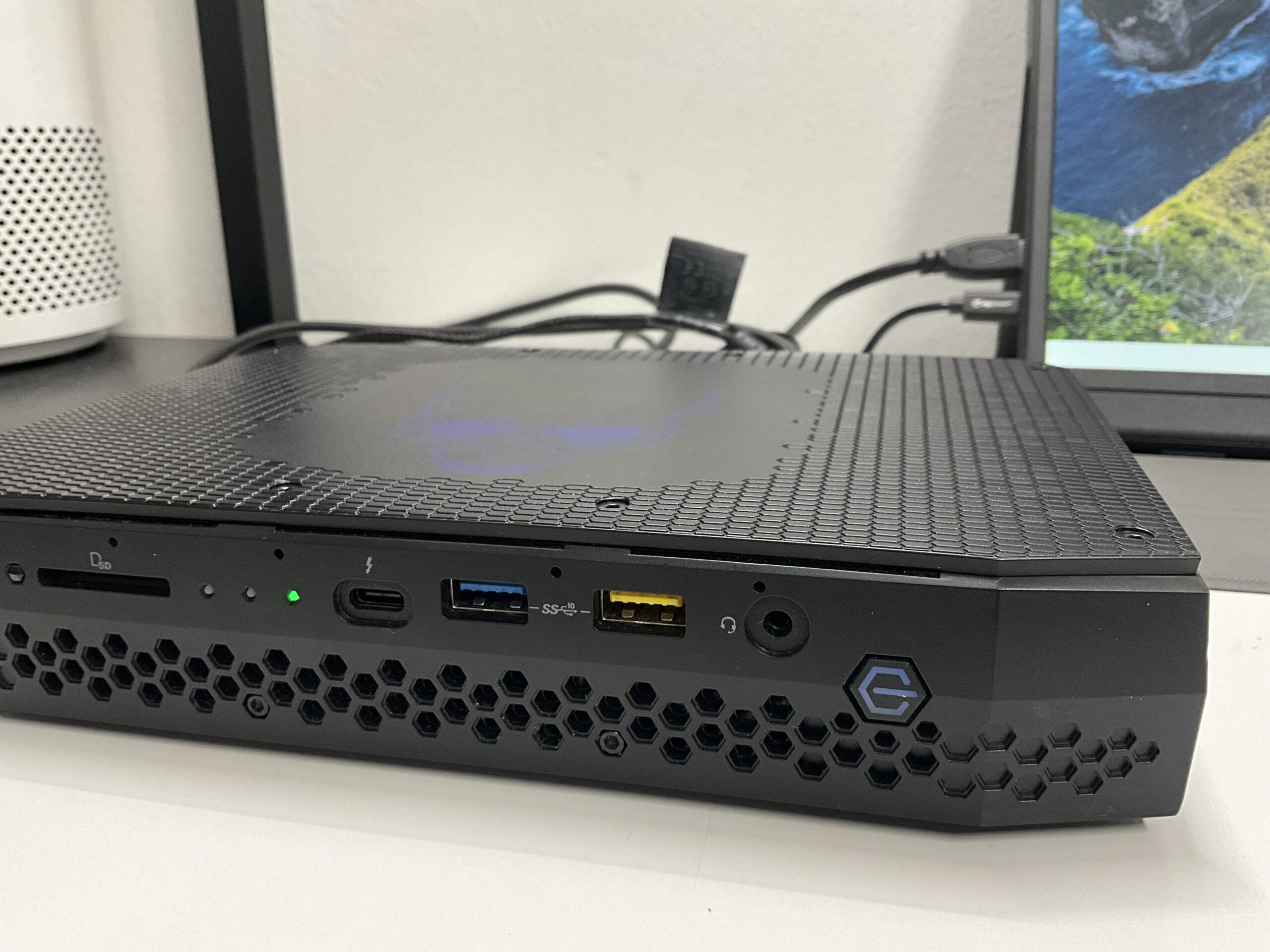 MINI PC NUC ENTHUSIAST I7 32GB - Image 4
