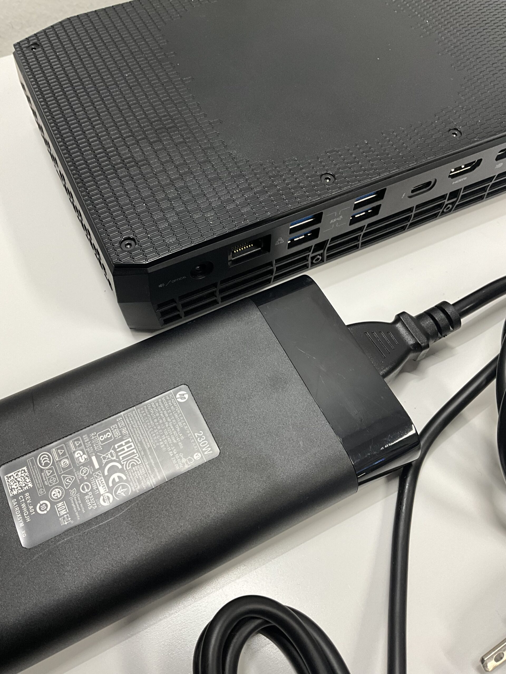 MINI PC NUC ENTHUSIAST I7 32GB - Image 9