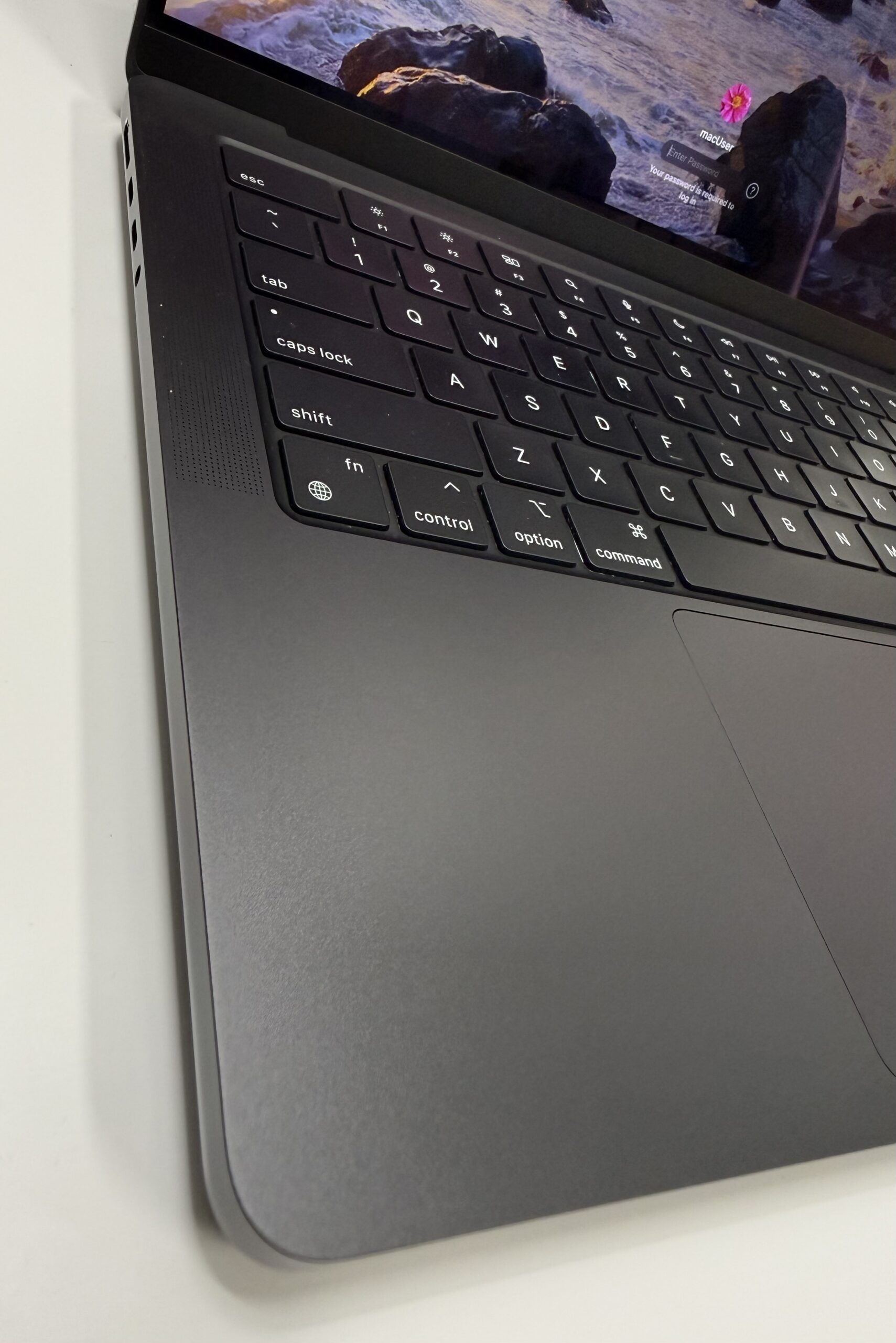 MACBOOK PRO 14 2023 M3 MAX 36GB - Image 4