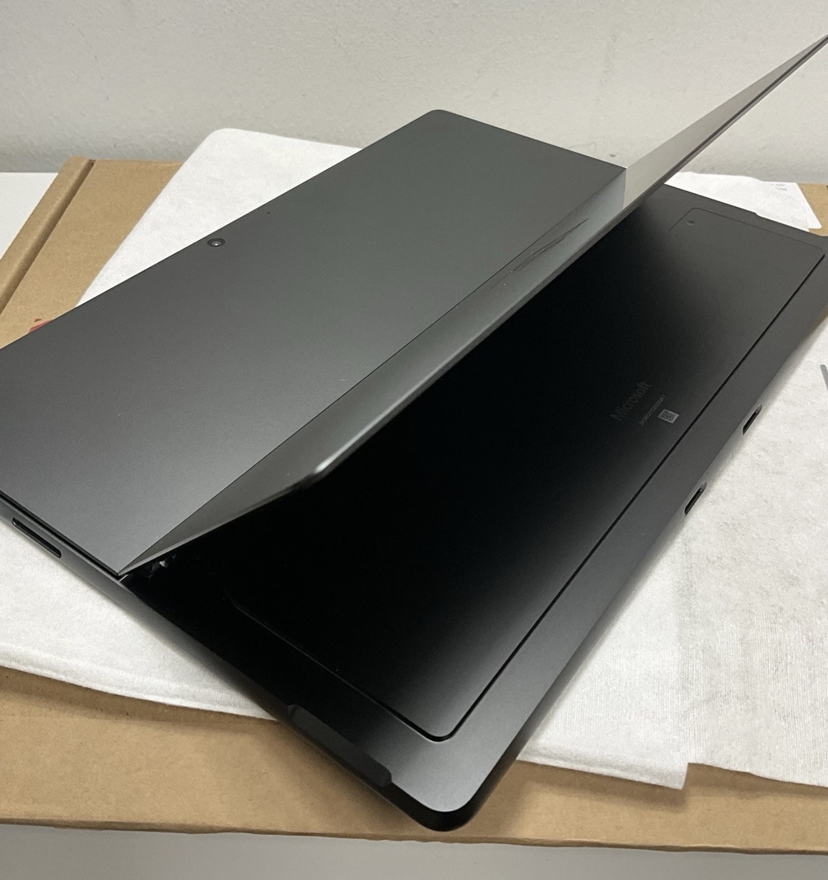 SURFACE PRO 13" 12TH U7 - Image 2